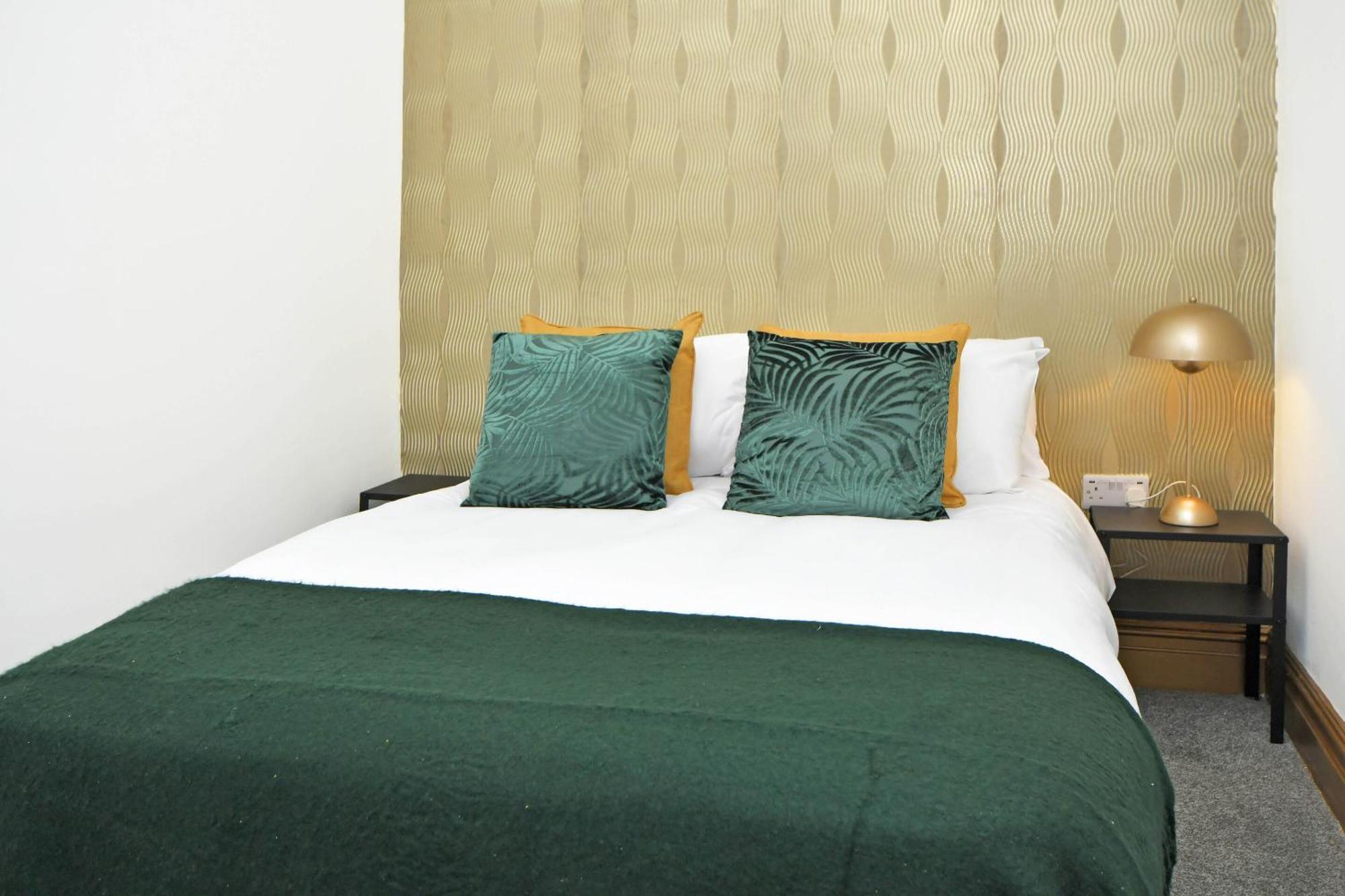 One Battison - Affordable Rooms, Suites & Studios In Stoke On Trent Экстерьер фото